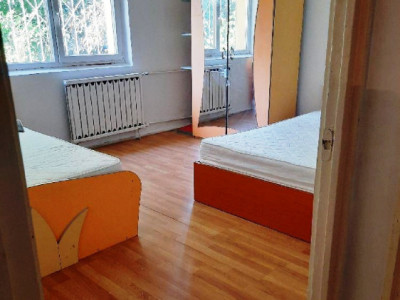 Apartament 2 camere decomandat 60 m.p. - zona Tei