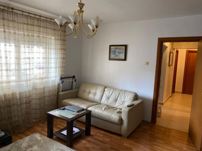 Apartament decomandat 2 camere / Drumul Taberei