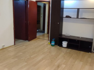 3 camere 67 m.p. utili bloc reabilitat - zona Colentina