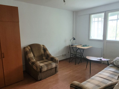 Apartament 2 camere, decomandat, 7/10, centrala, în Militari, Lujerului.