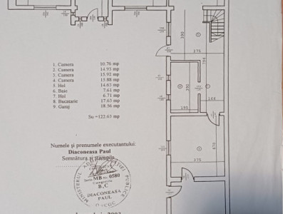 Casa 6 camere cu piscina in apropiere de metrou Laminorului