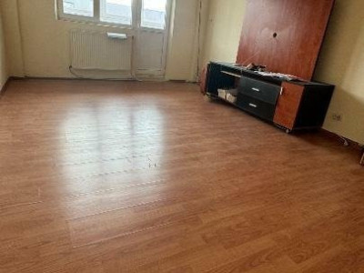 3 Camere Centrala Proprie Zona Gorjului