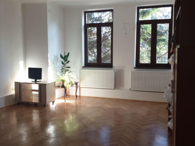 Apartament in Vila 3 Camere Kiseleff