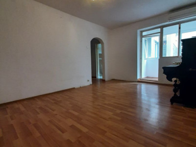 Apartament 2 camere - Drumul Taberei